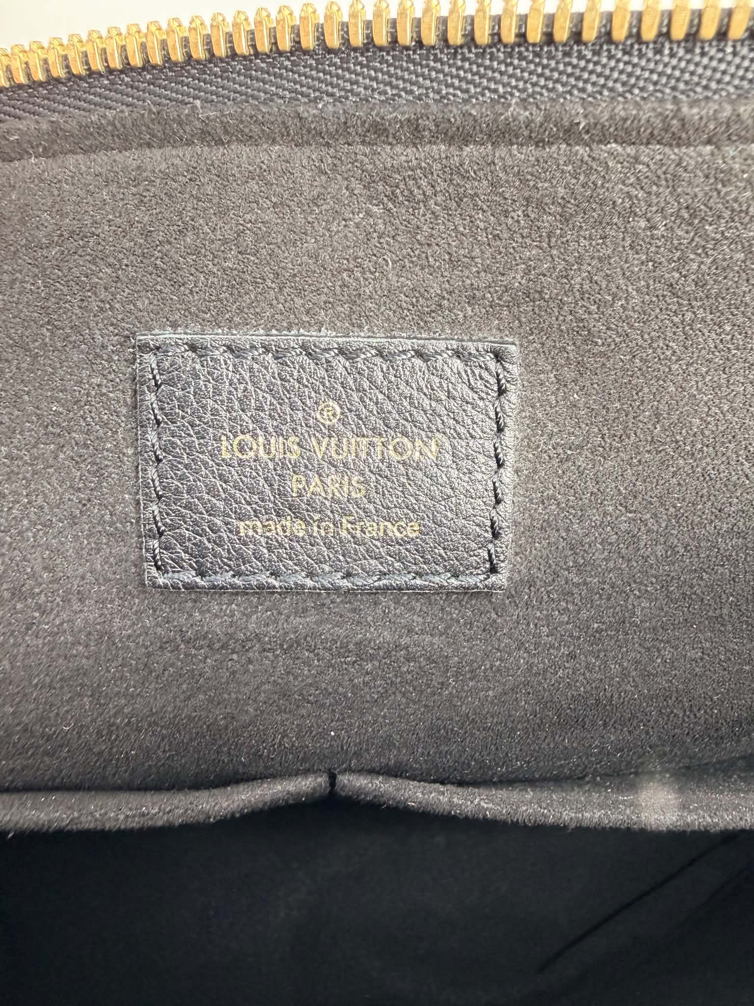 Louis Vuitton Pallas Noir MM