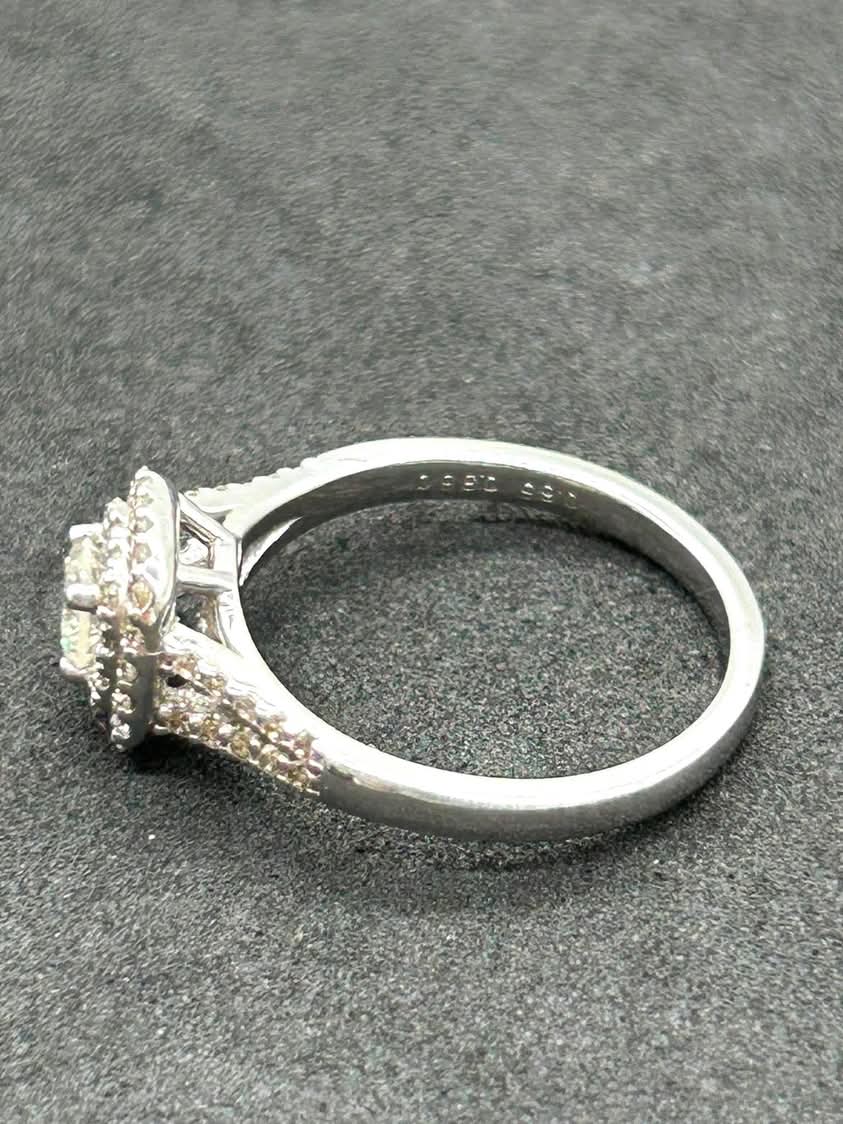 Diamond Halo Ring in 18K White Gold