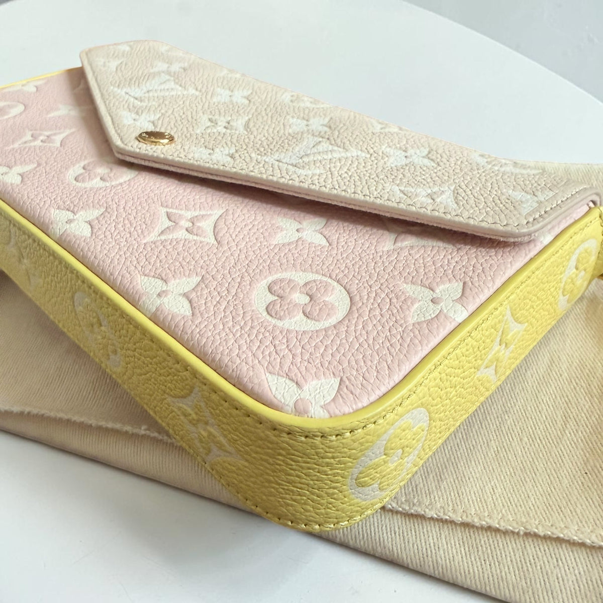 Louis Vuitton Felicie Spring in the City Limiter Edition
