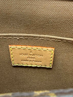 Louis Vuitton Petit Sac Plat Monogram