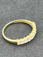 Diamond Ring in 18k Yellow Gold