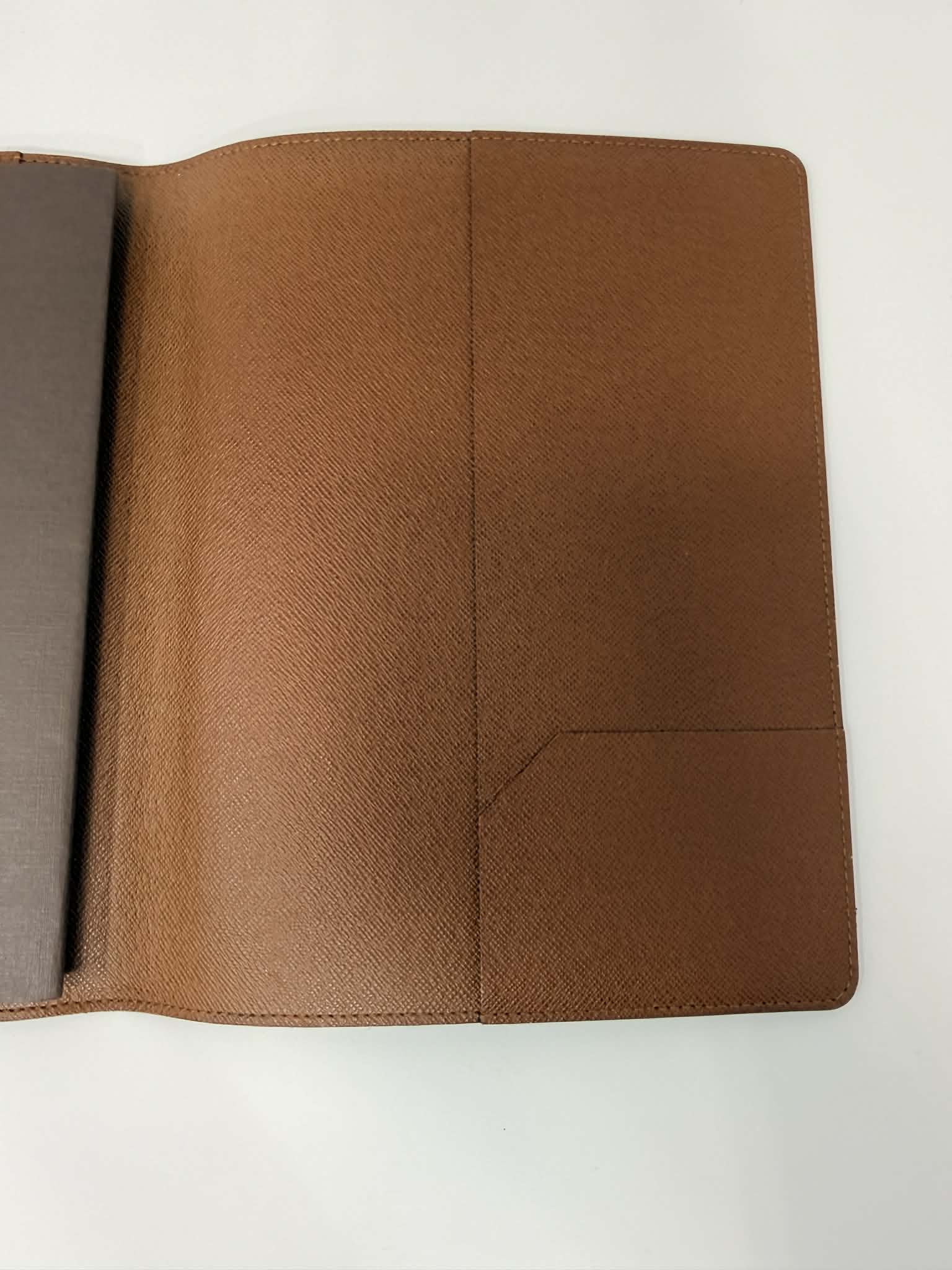 Louis Vuitton  MonogramDesk Agenda Cover MM