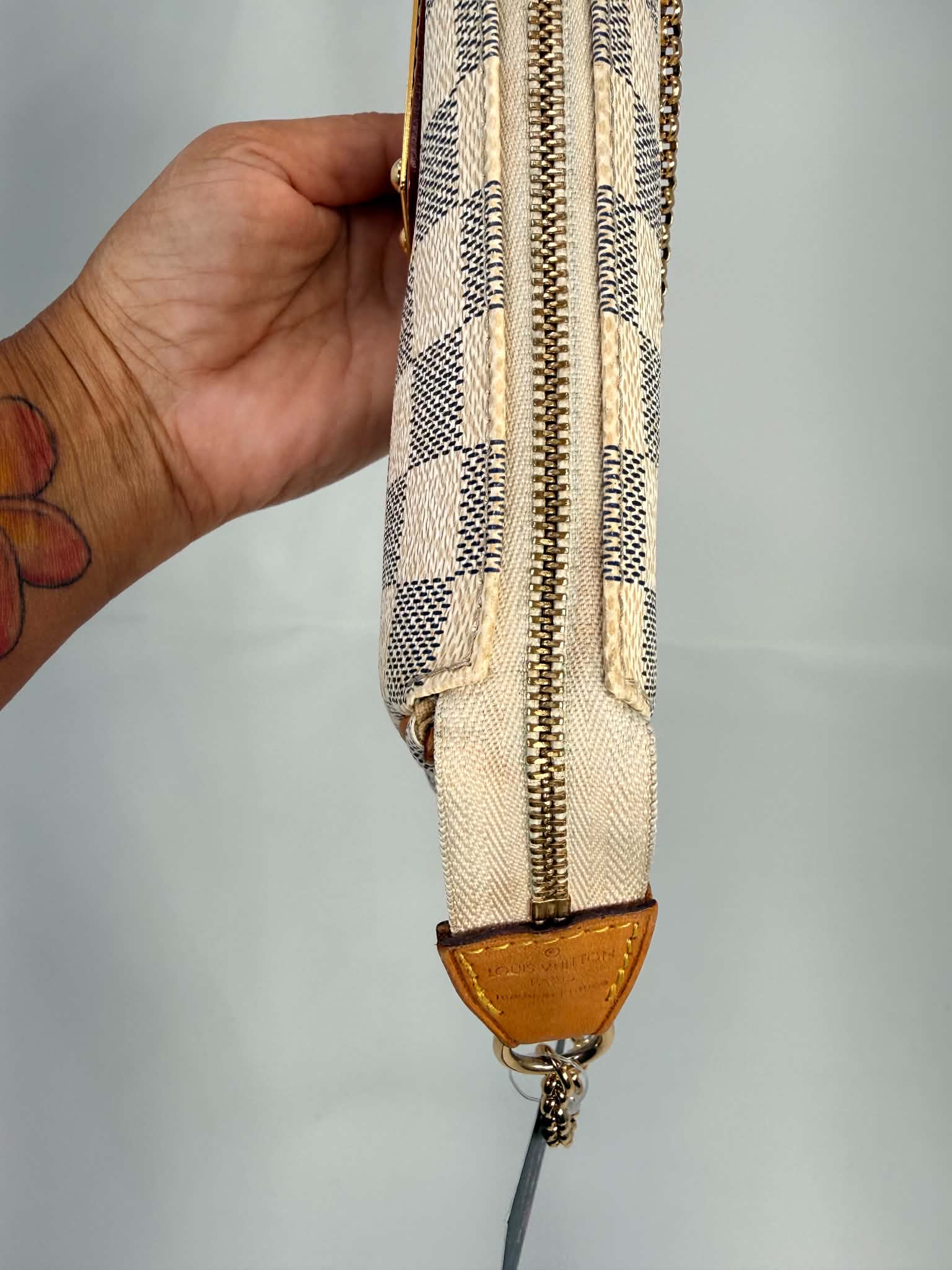 Louis Vuitton Damier Azur Eva Clutch