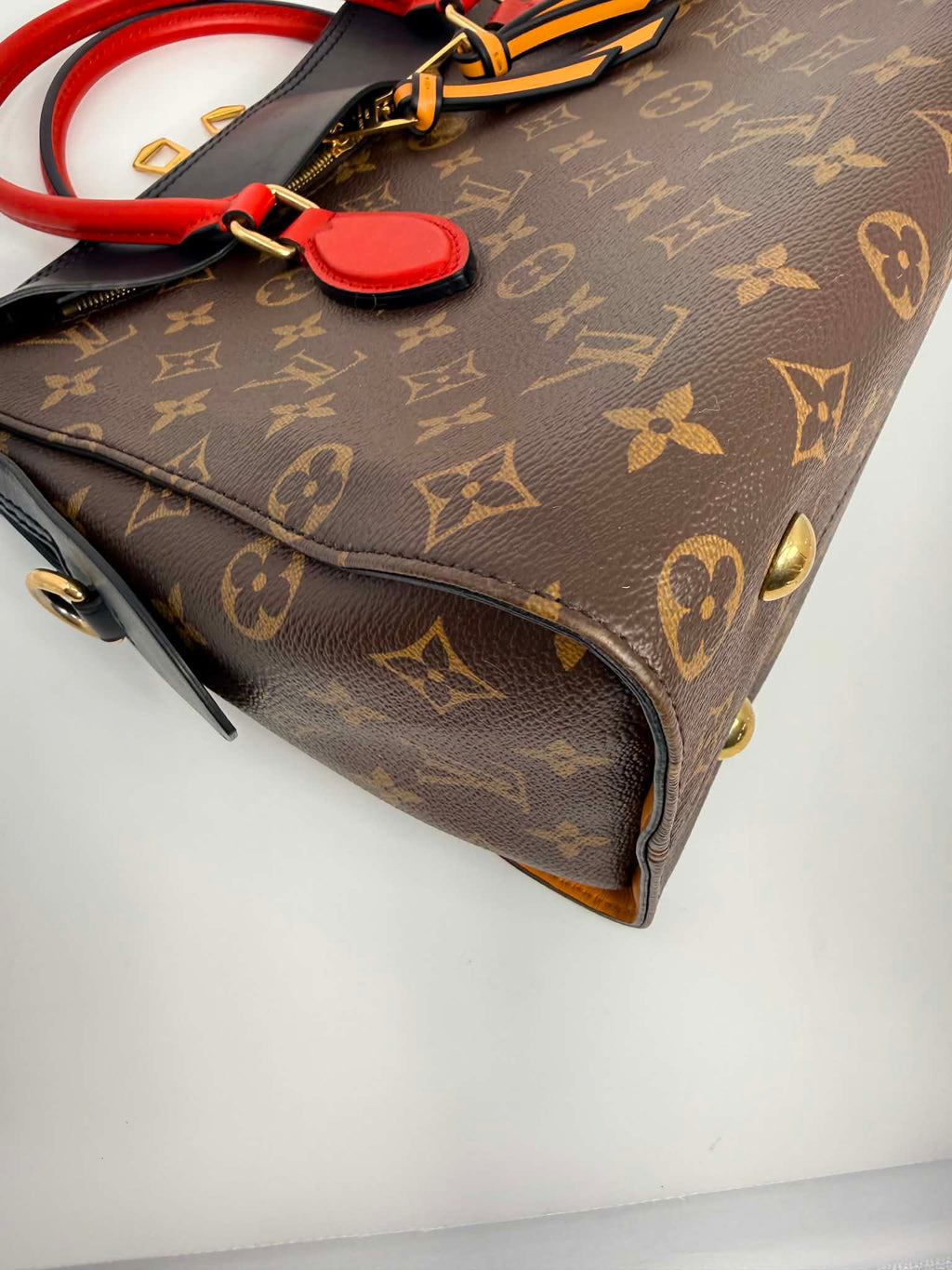 Louis Vuitton Tuileries MM Monogram