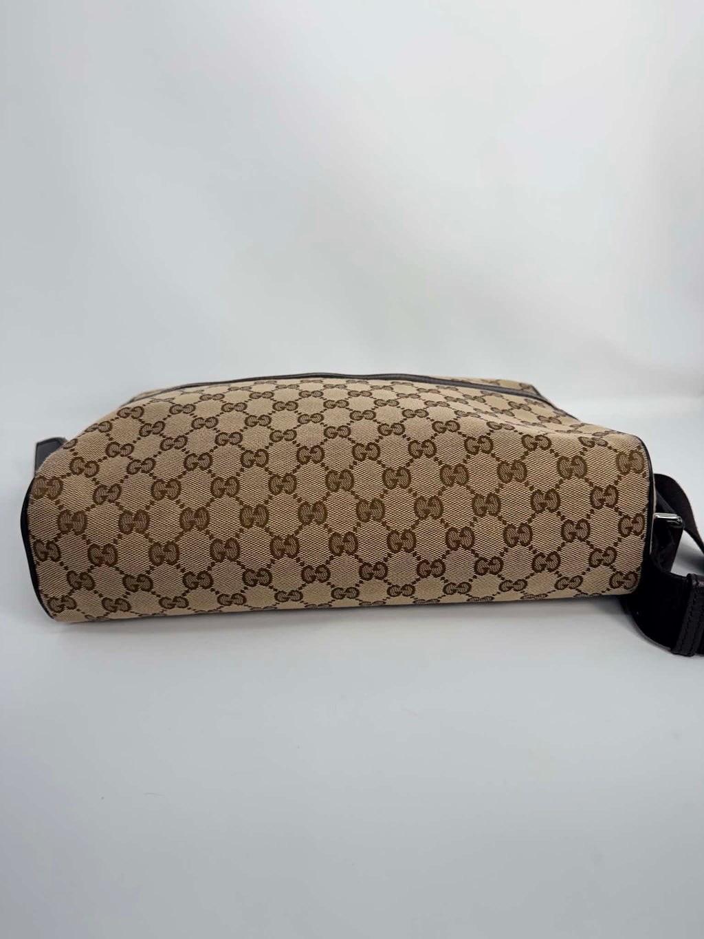 Gucci Messenger Bag