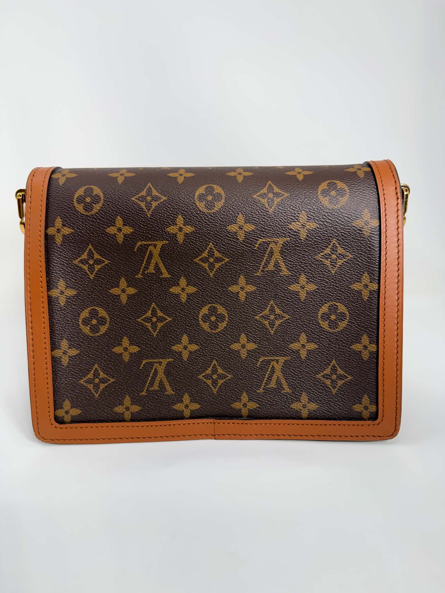Louis Vuitton Dauphine MM