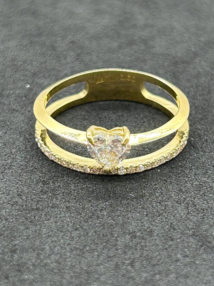 Diamond Heart Double Band Ring in 18K Yellow Gold