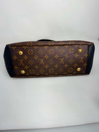 Louis Vuitton Pallas Noir MM