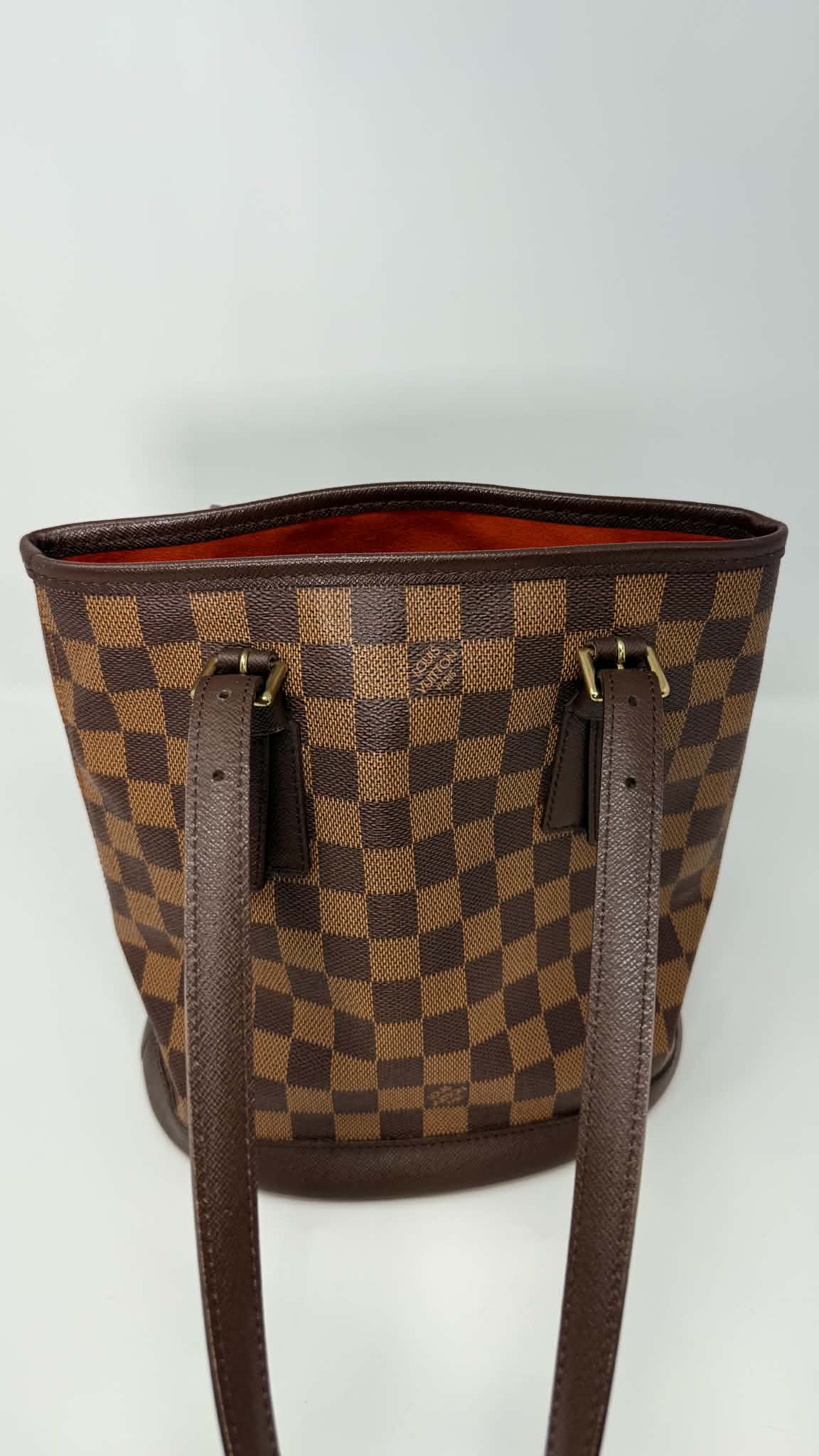 Louis Vuitton Damier Ebene Bucket Bag