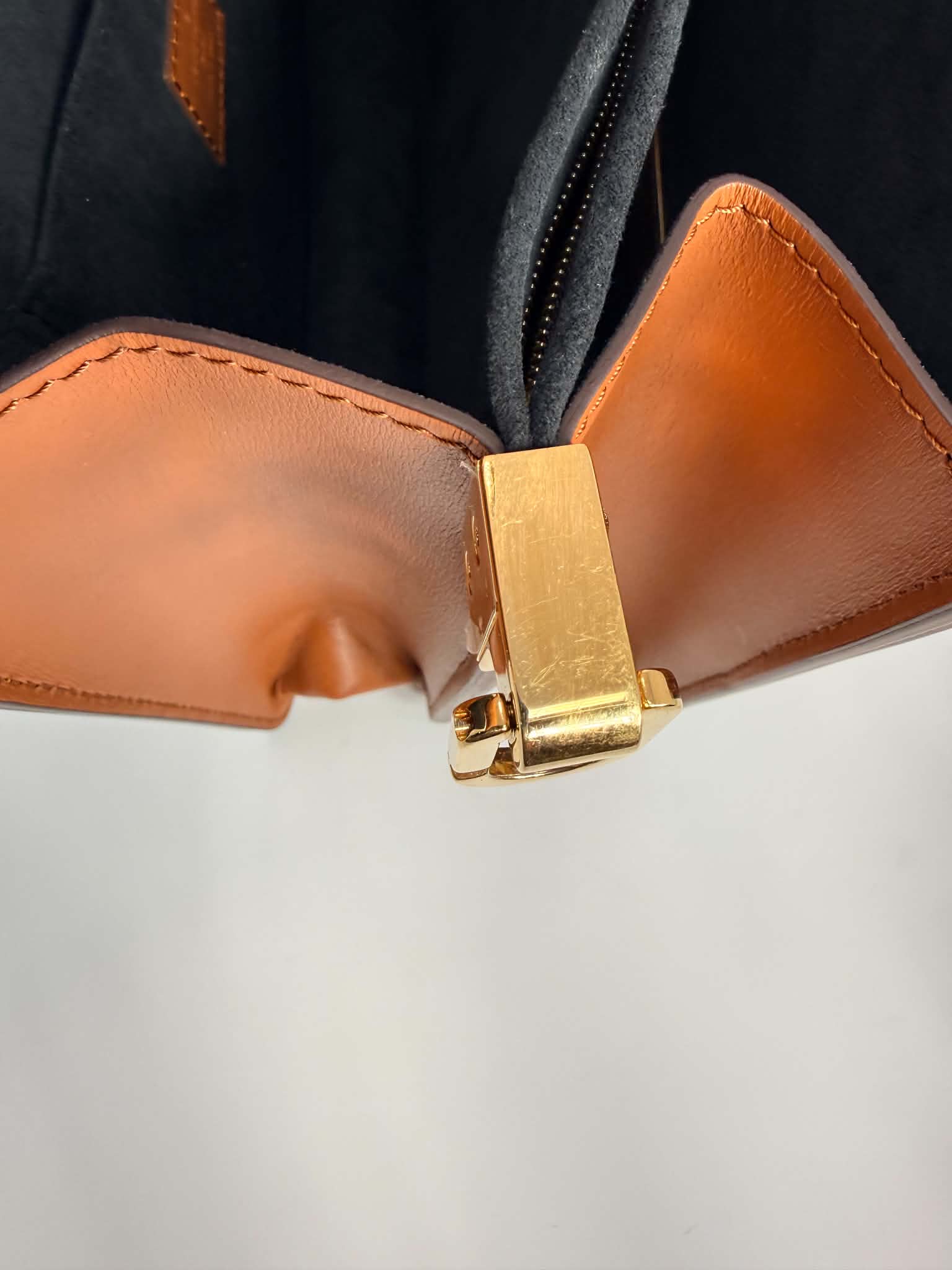 Louis Vuitton Dauphine MM