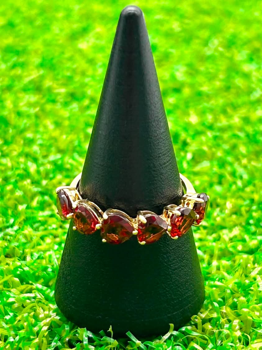 Red Garnet Ring Size 6.5 18K Yellow Gold