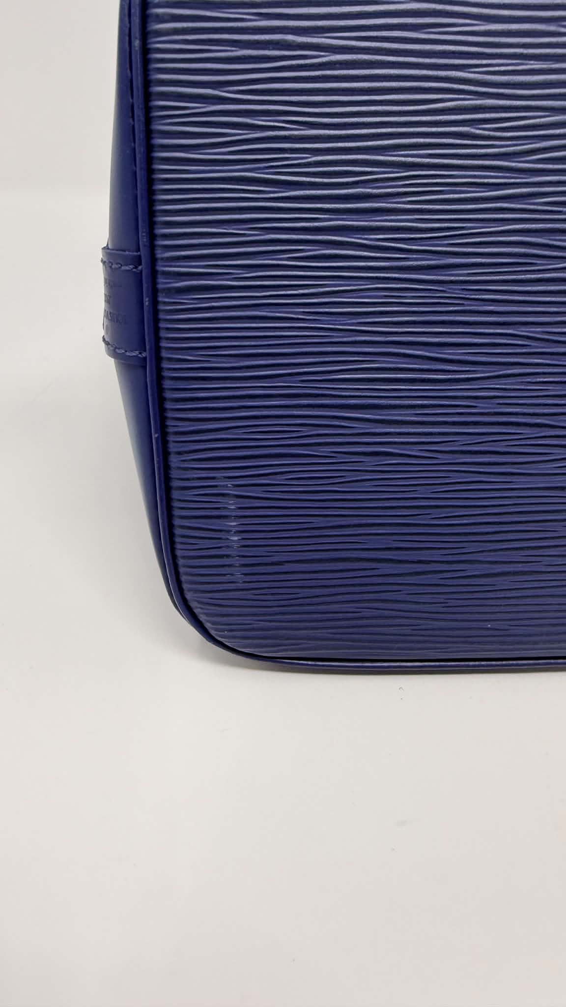 Louis Vuitton Alma PM Blue Epi