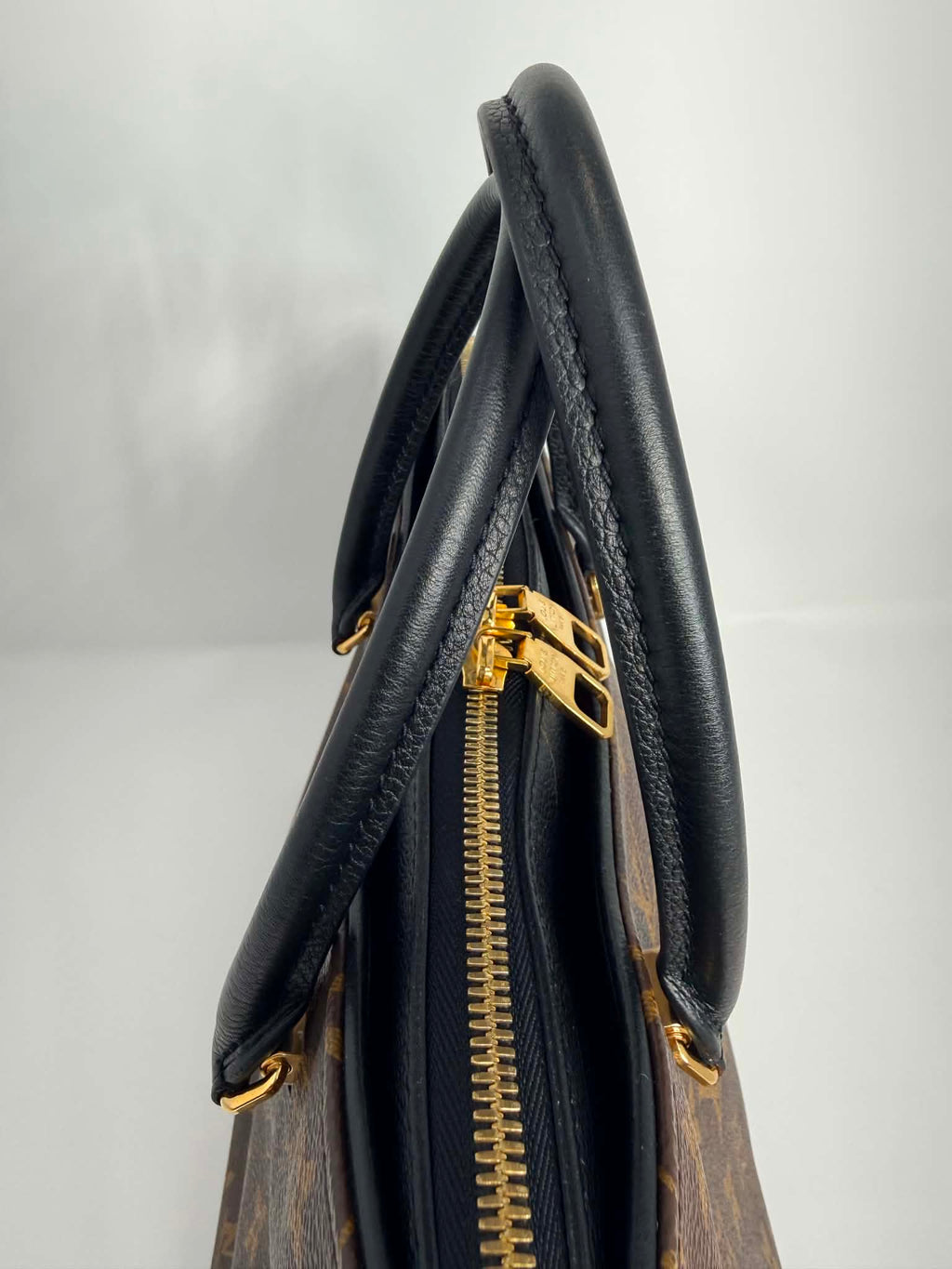Louis Vuitton Pallas Noir MM