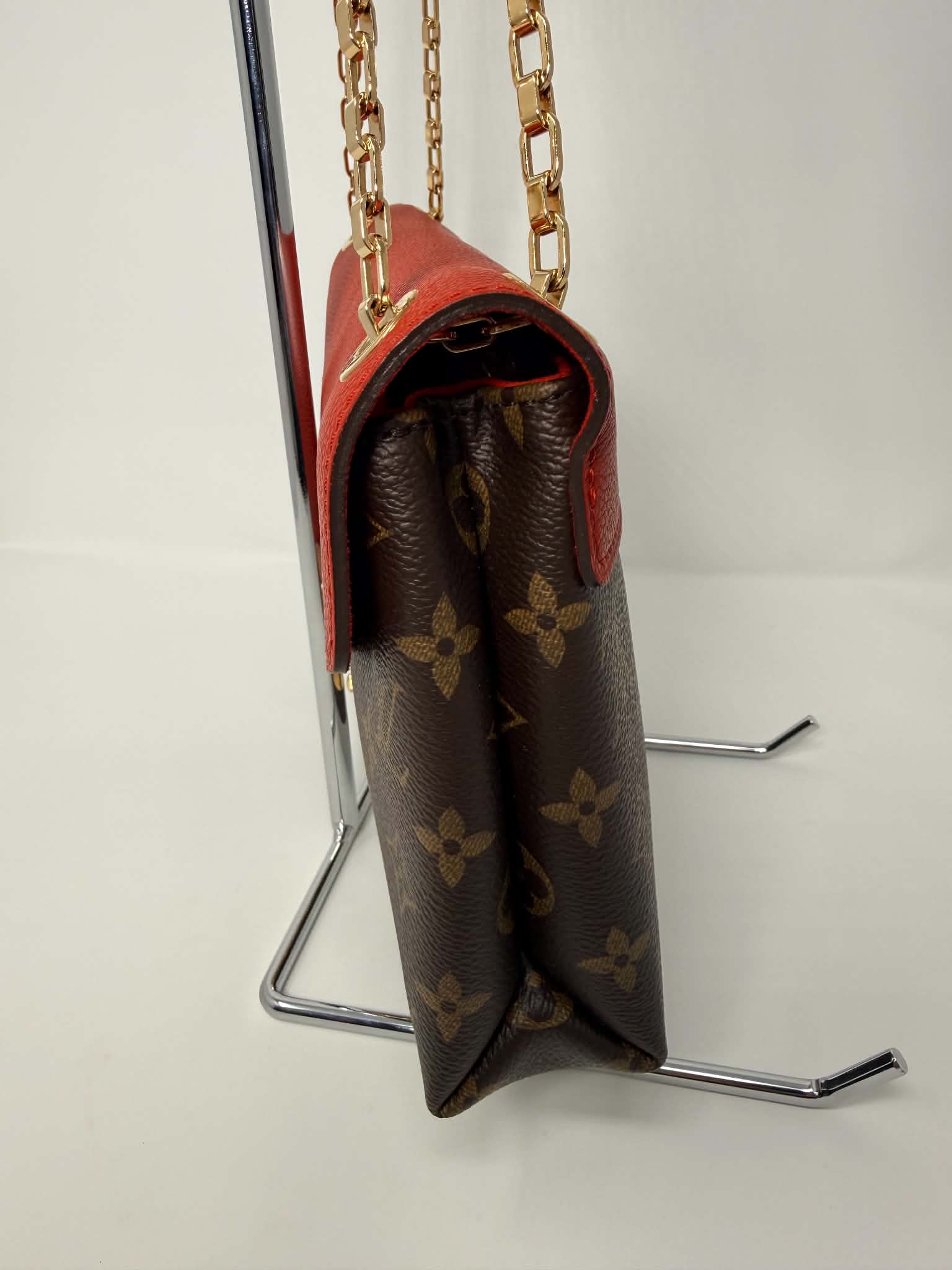 Louis Vuitton Pallas Chain Bag