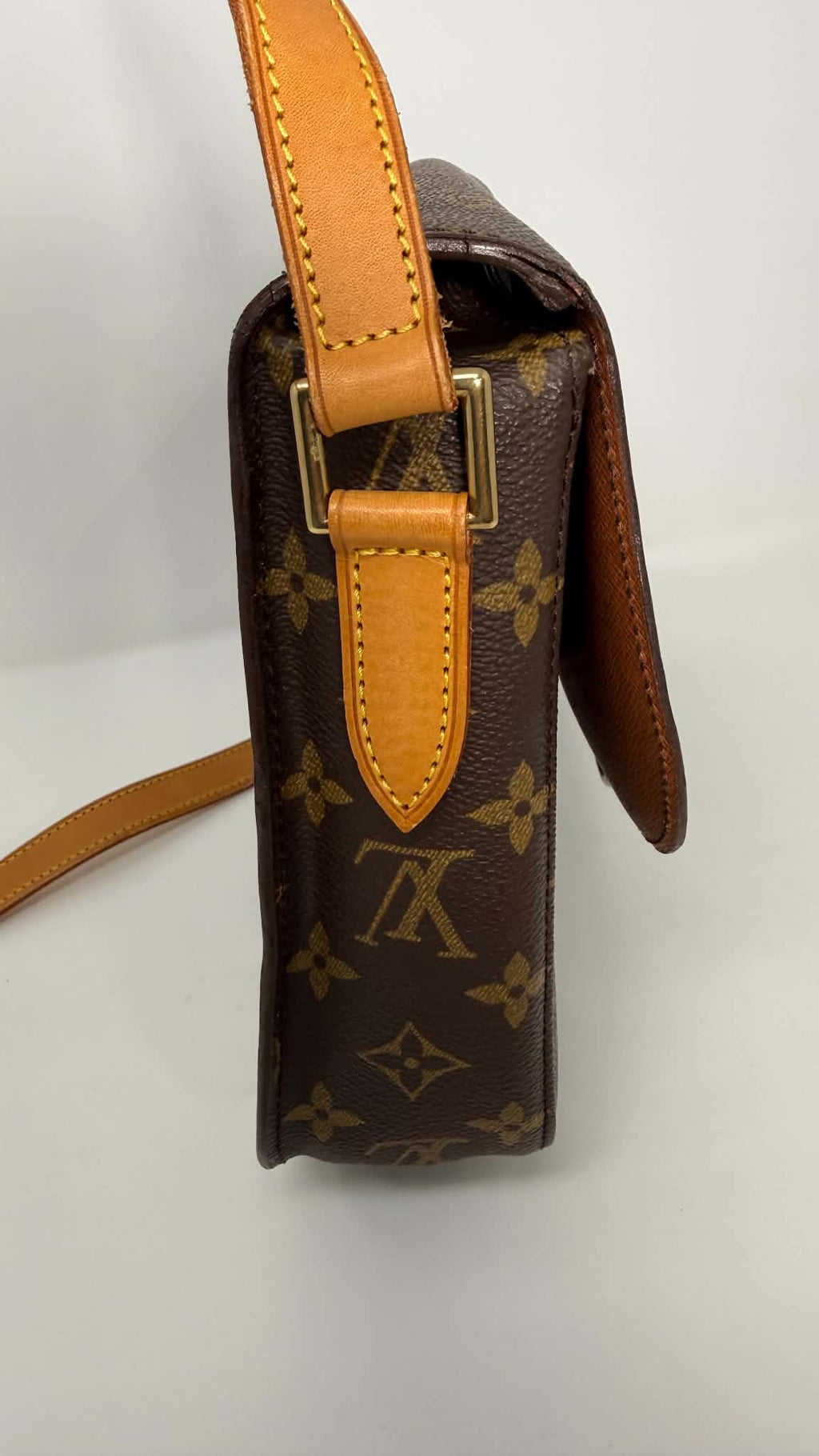 Louis Vuitton Vintage St. Cloud