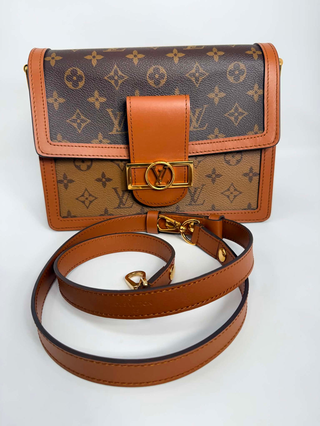 Louis Vuitton Dauphine MM