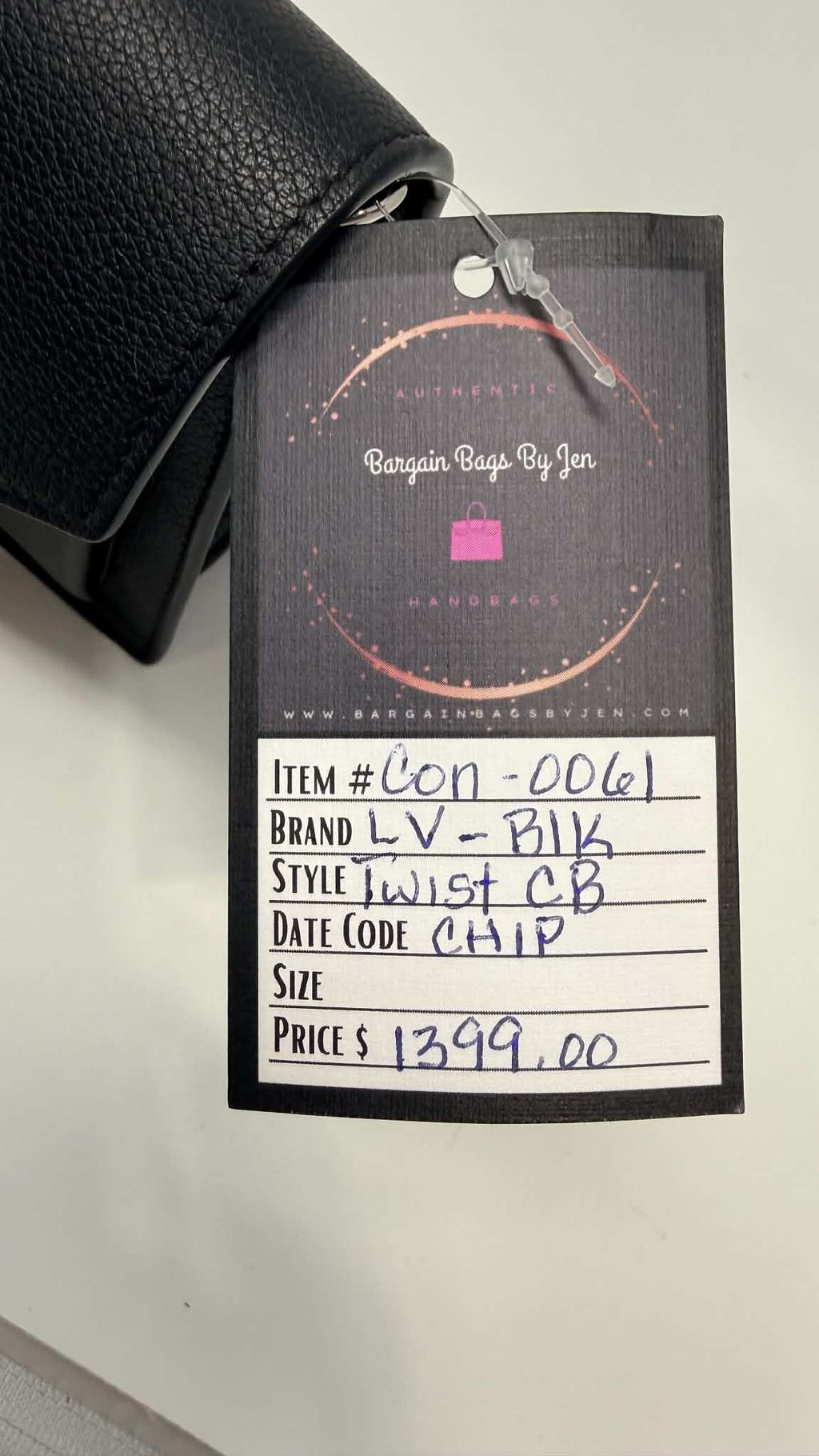 Louis Vuitton MyLockme Chain Pochette
