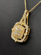 Cluster Diamond and 18K Yellow Gold Necklace