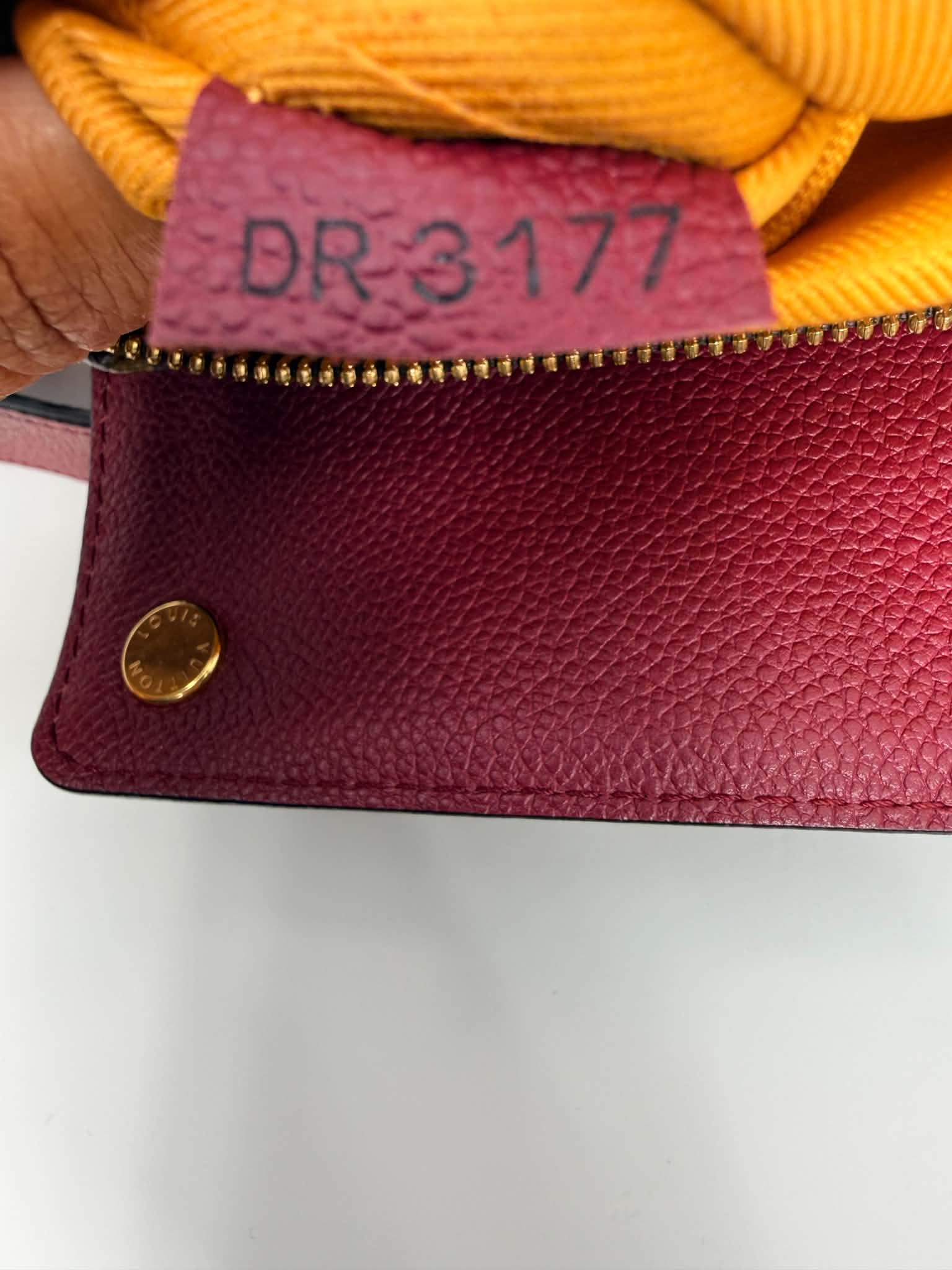 Louis Vuitton Monogram Manhattan NM Raisin