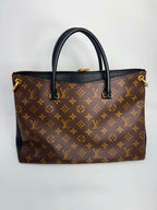 Louis Vuitton Pallas Noir MM