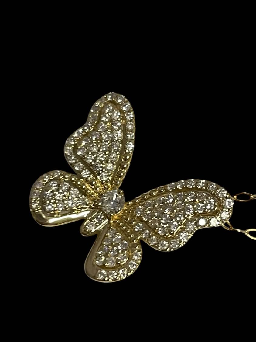 Butterfily Gold and Diamond Pendant and Chain 18K Yellow Gold