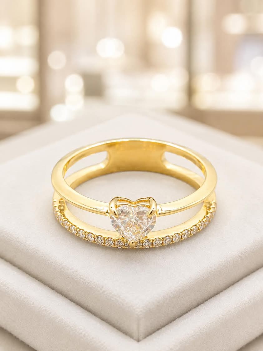 Diamond Heart Double Band Ring in 18K Yellow Gold