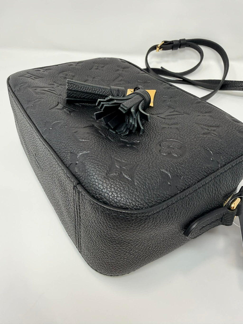 Louis Vuitton Saintonge Black Empreinte Leather