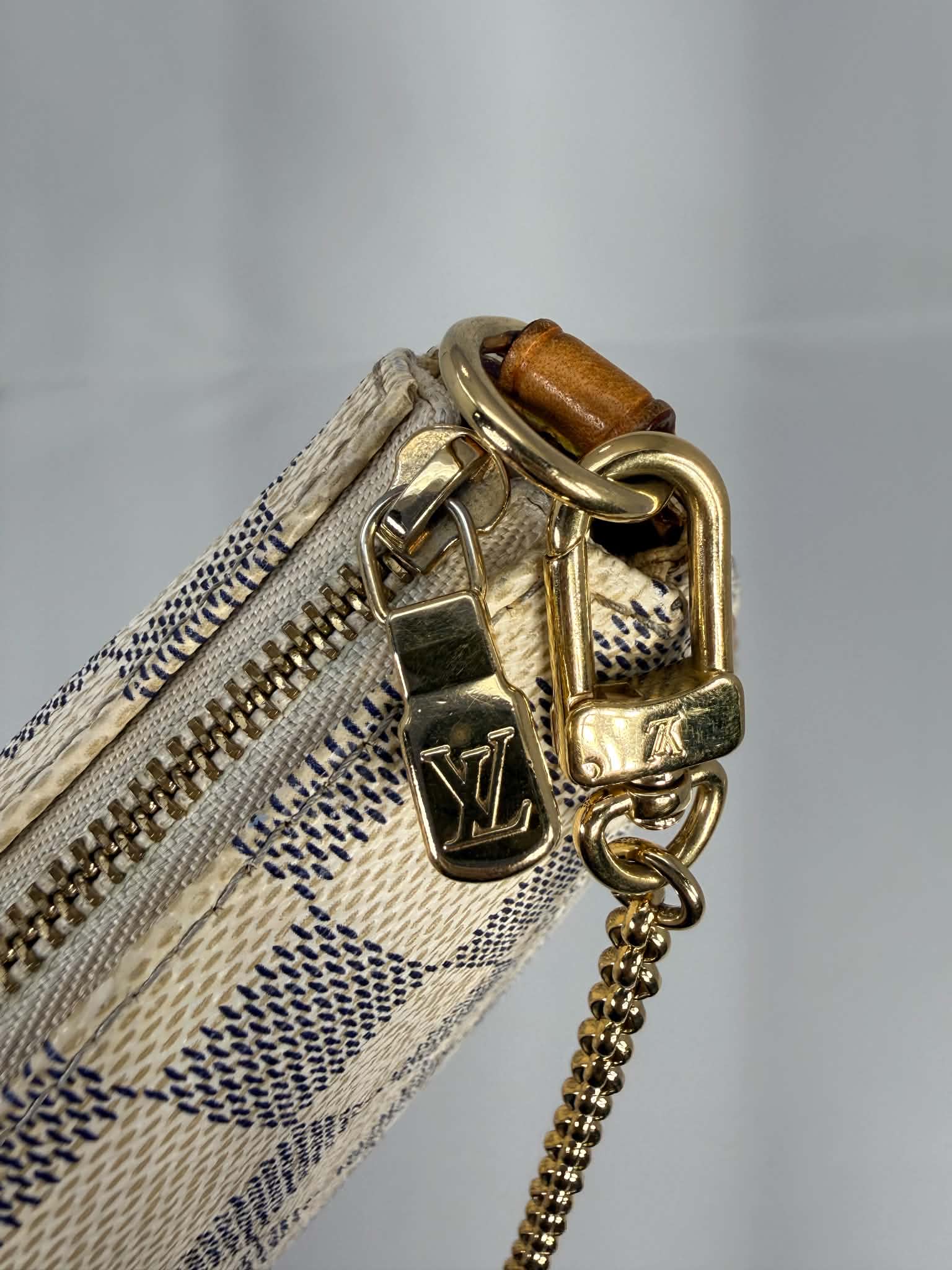 Louis Vuitton Damier Azur Eva Clutch