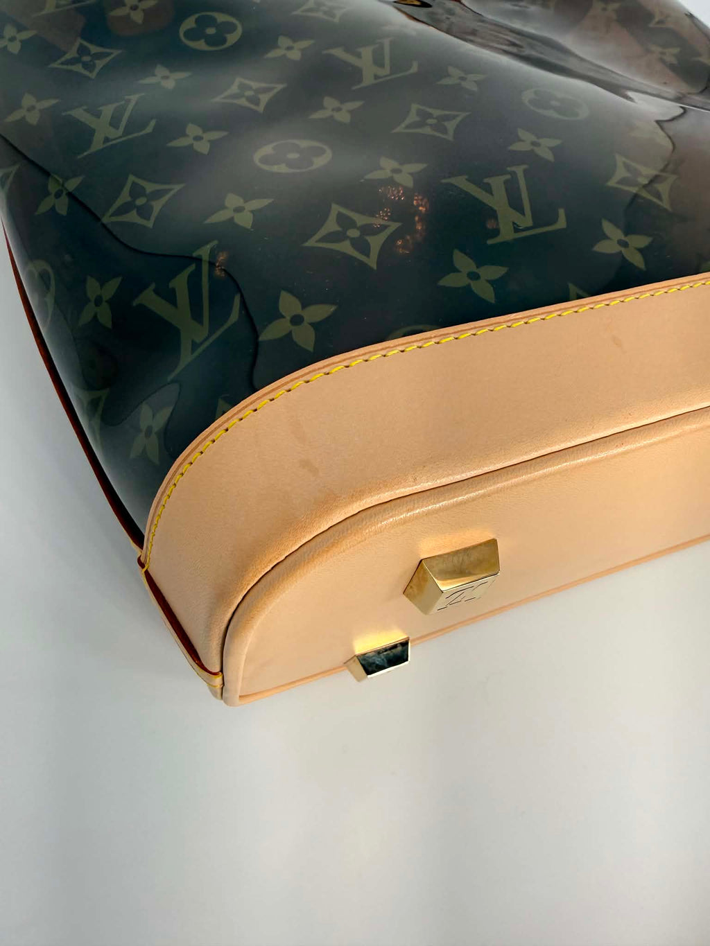 Louis Vuitton Vinyl Cabas Ambre MM