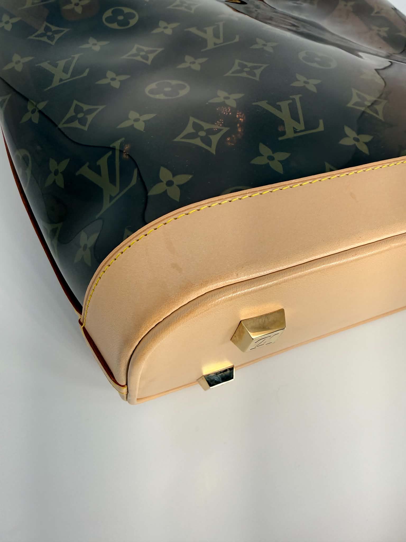 Louis Vuitton Vinyl Cabas Ambre MM