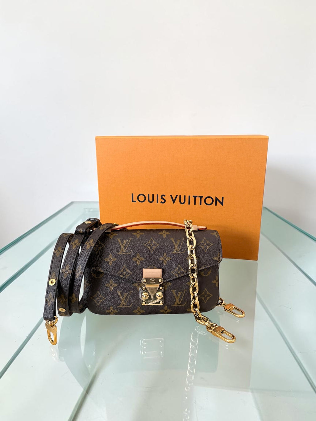 Louis Vuitton Monogram East West Métis