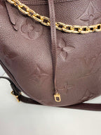 Louis Vuitton GM Loop Hobo