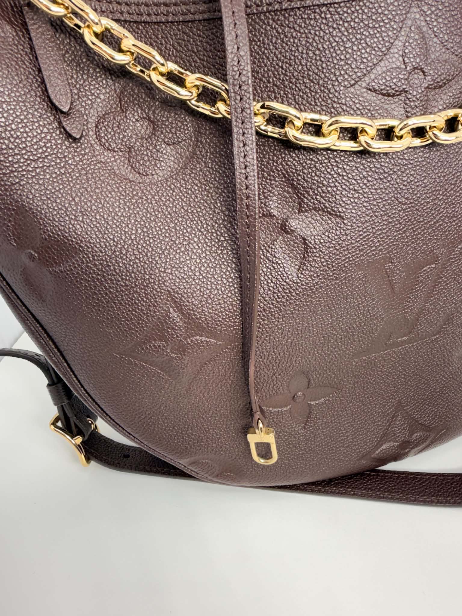 Louis Vuitton GM Loop Hobo