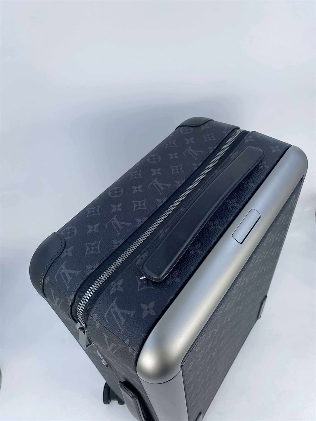 Louis Vuitton Horizon 55 Monogram Canvas Luggage