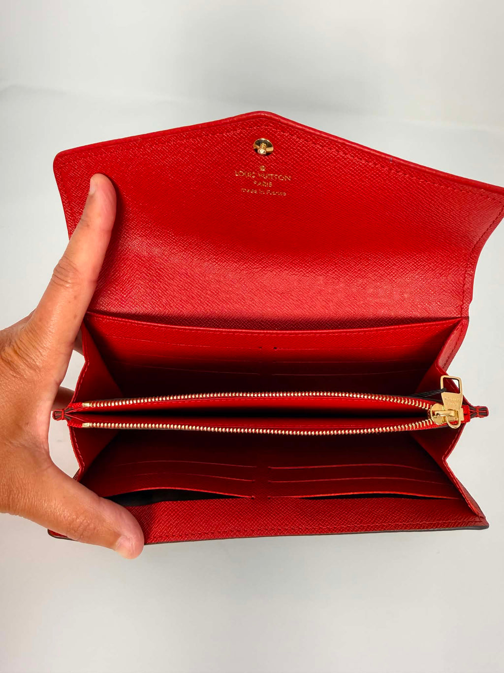Louis Vuitton Monogram Sarah Retiro Wallet Cherry
