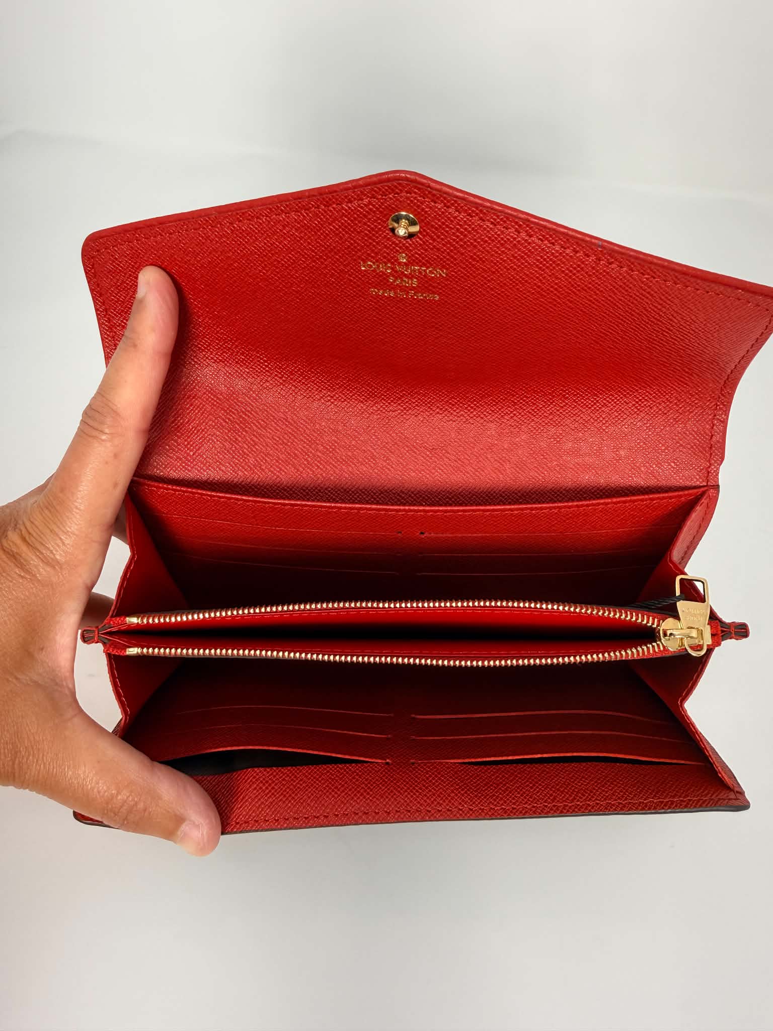 Louis Vuitton Monogram Sarah Retiro Wallet Cherry