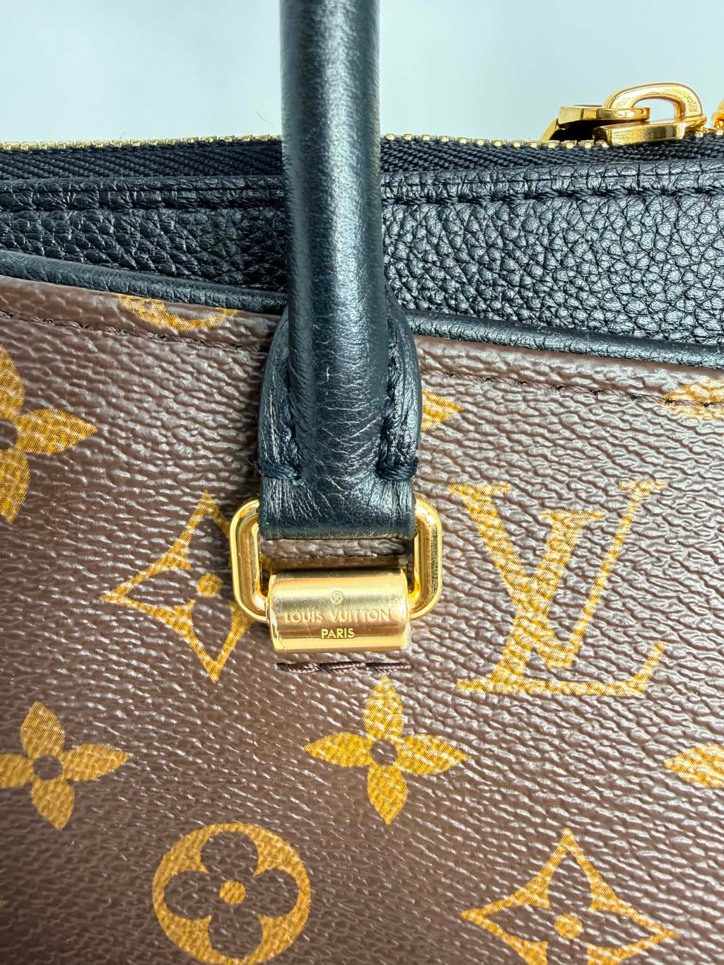 Louis Vuitton Pallas Noir MM