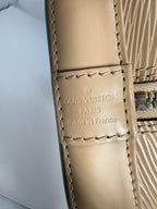 Louis Vuitton Alma MM Epi Tan