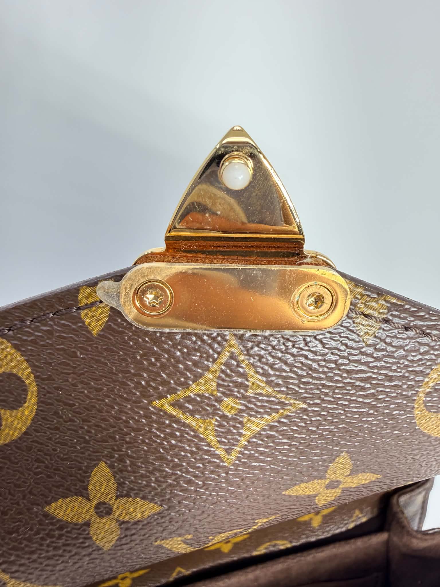 Louis Vuitton Monogram Pochette Metis