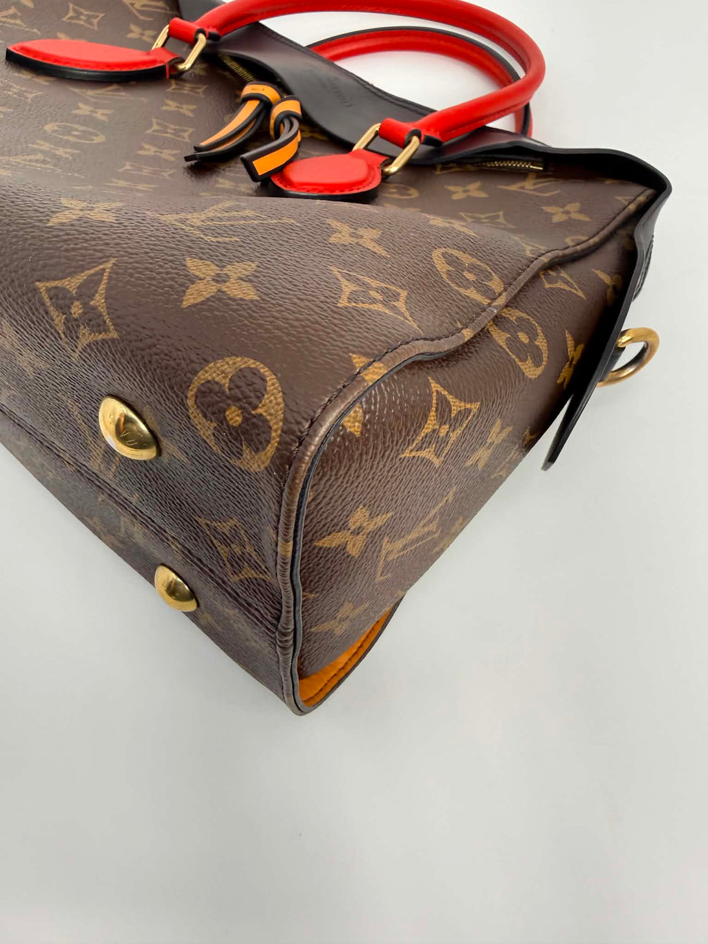 Louis Vuitton Tuileries MM Monogram