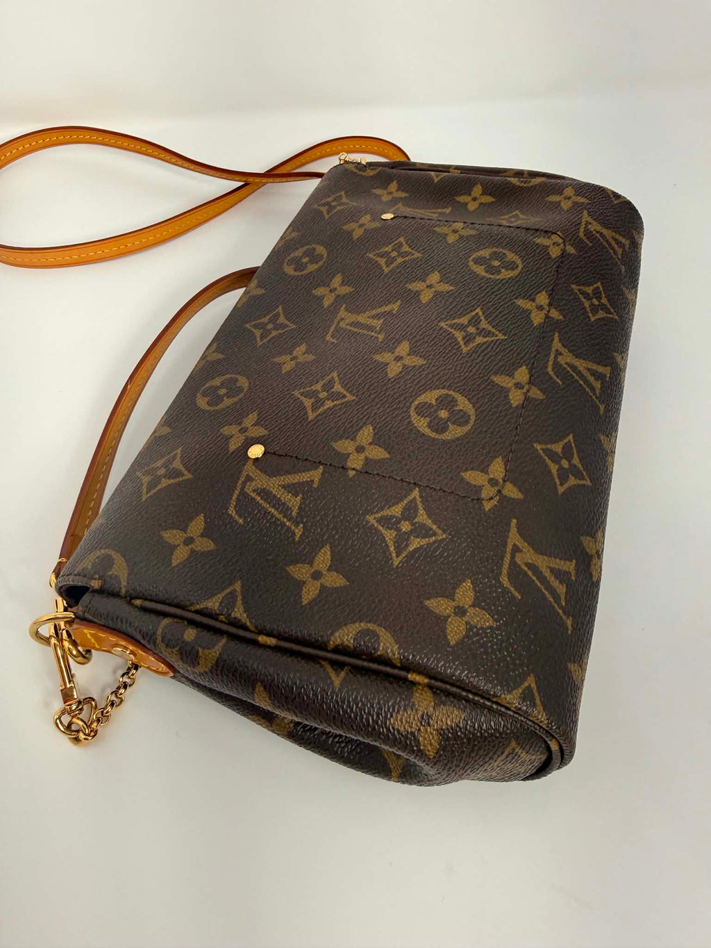 Louis Vuitton Favorite MM Monogram