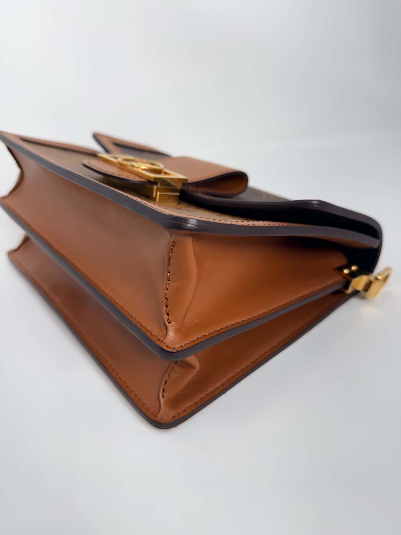Louis Vuitton Dauphine MM