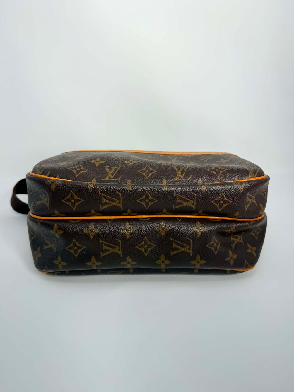 Louis Vuitton Reporter MM in Monogram