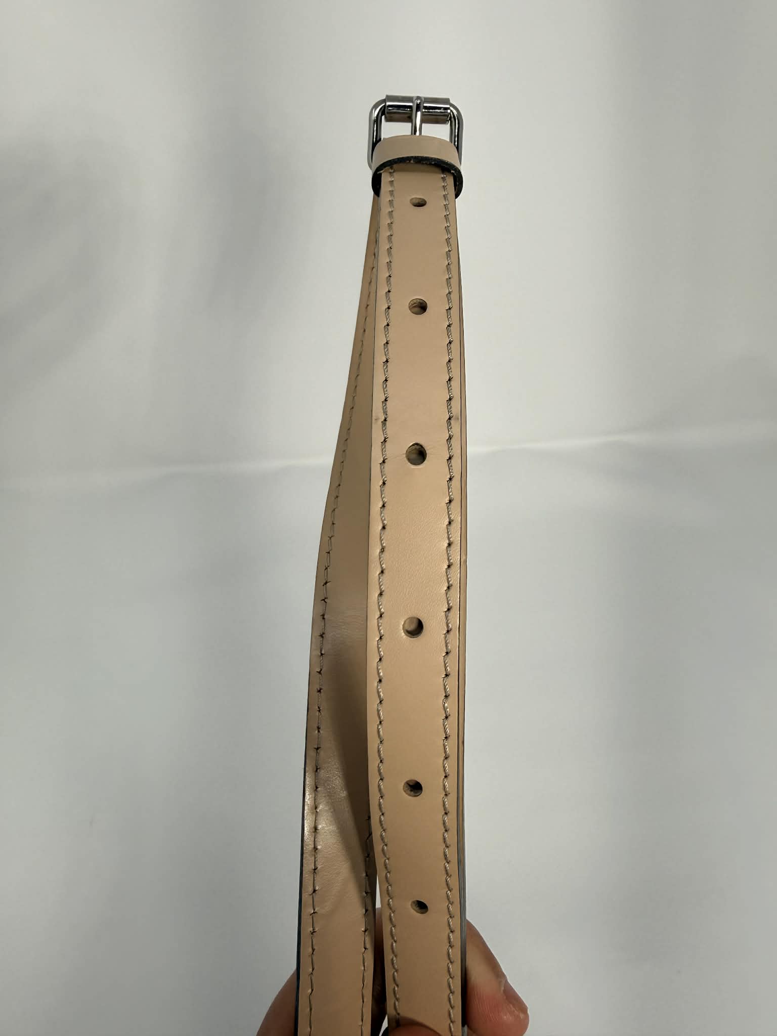 Louis Vuitton Alma MM Epi Tan