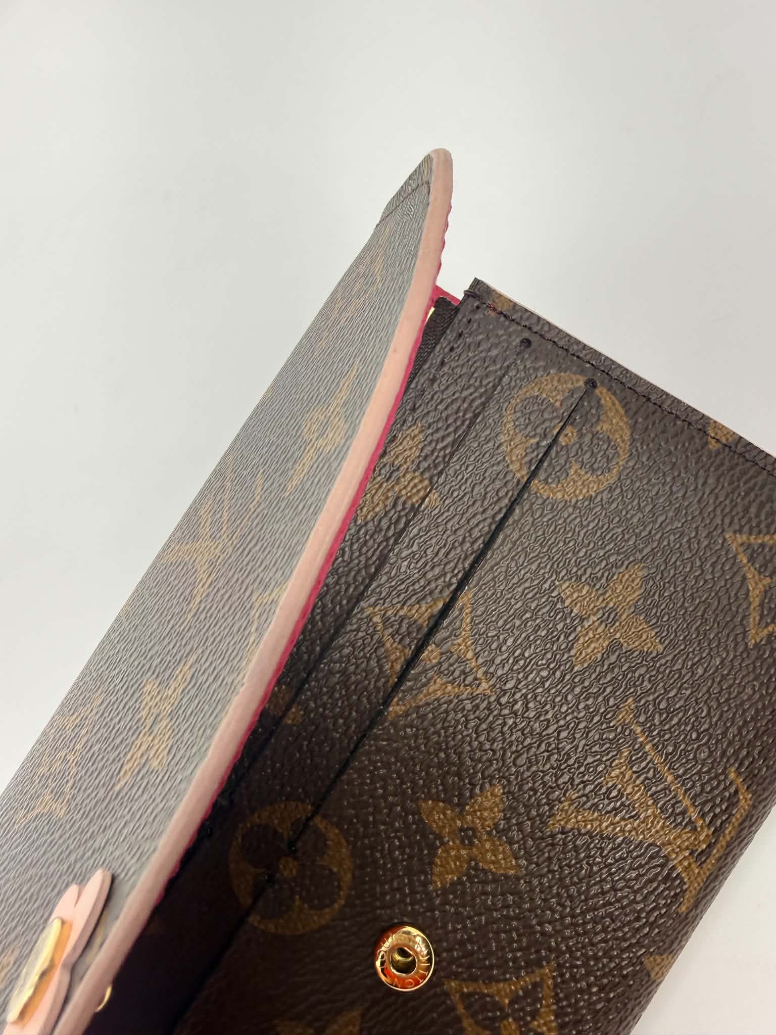 Louis Vuitton Bloom Emilie Flower Wallet