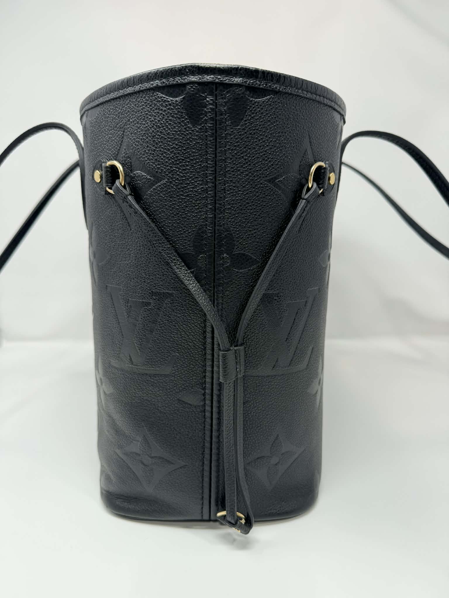 Louis Vuitton Neverfull MM Empreinte Leather Black with Pouch