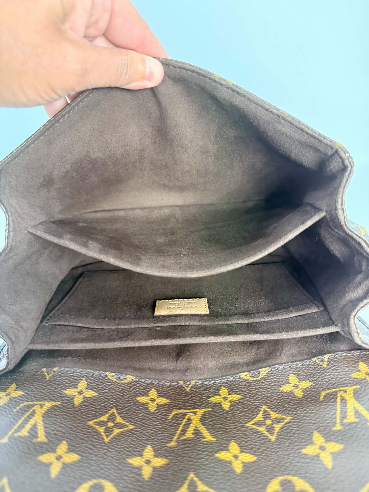 Louis Vuitton Monogram Pochette Metis