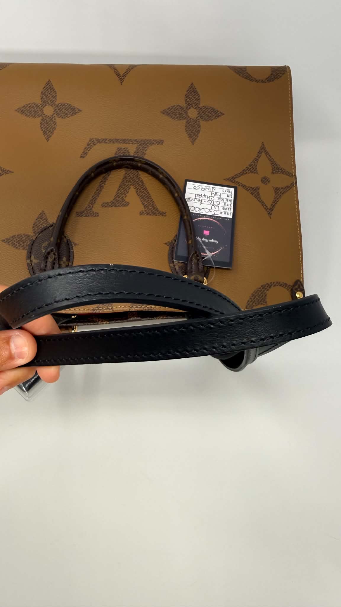 Louis Vuitton On The Go MM Reverse Monogram