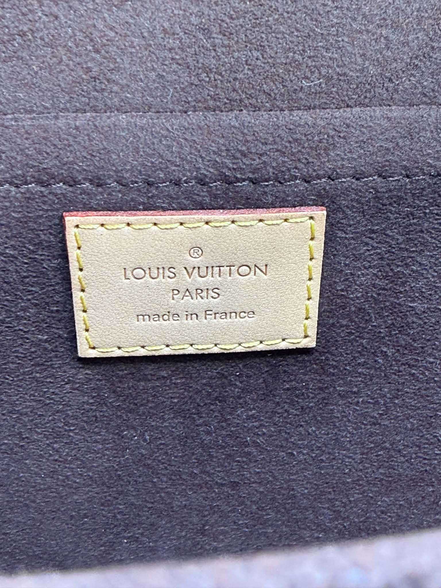 Louis Vuitton Monogram Pochette Metis