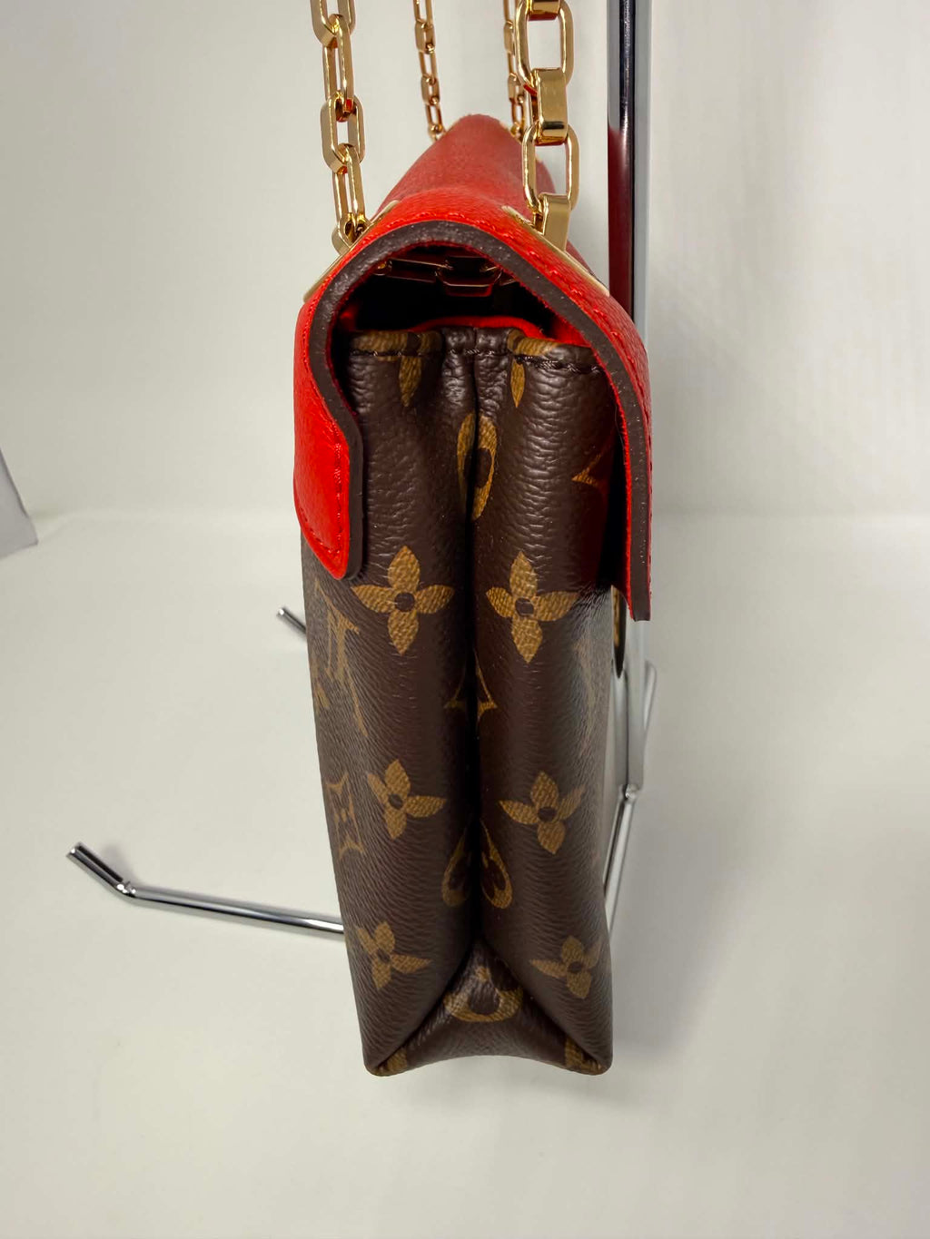 Louis Vuitton Pallas Chain Bag